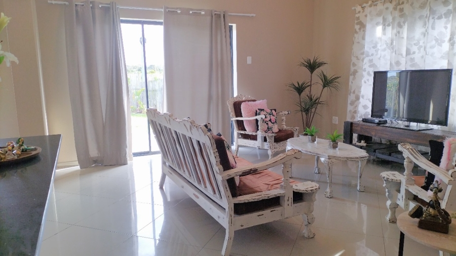 3 Bedroom Property for Sale in Wavecrest Eastern Cape